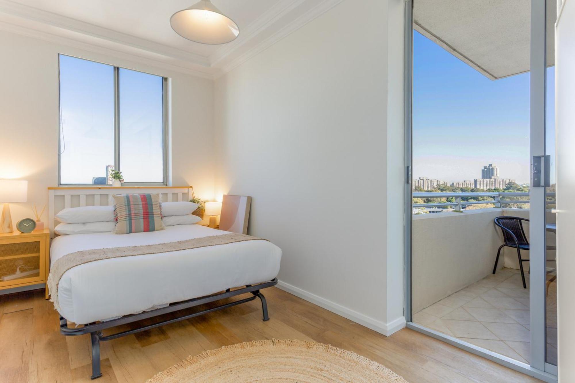 Apartment Bright And Modern In Amazing Location Sydney